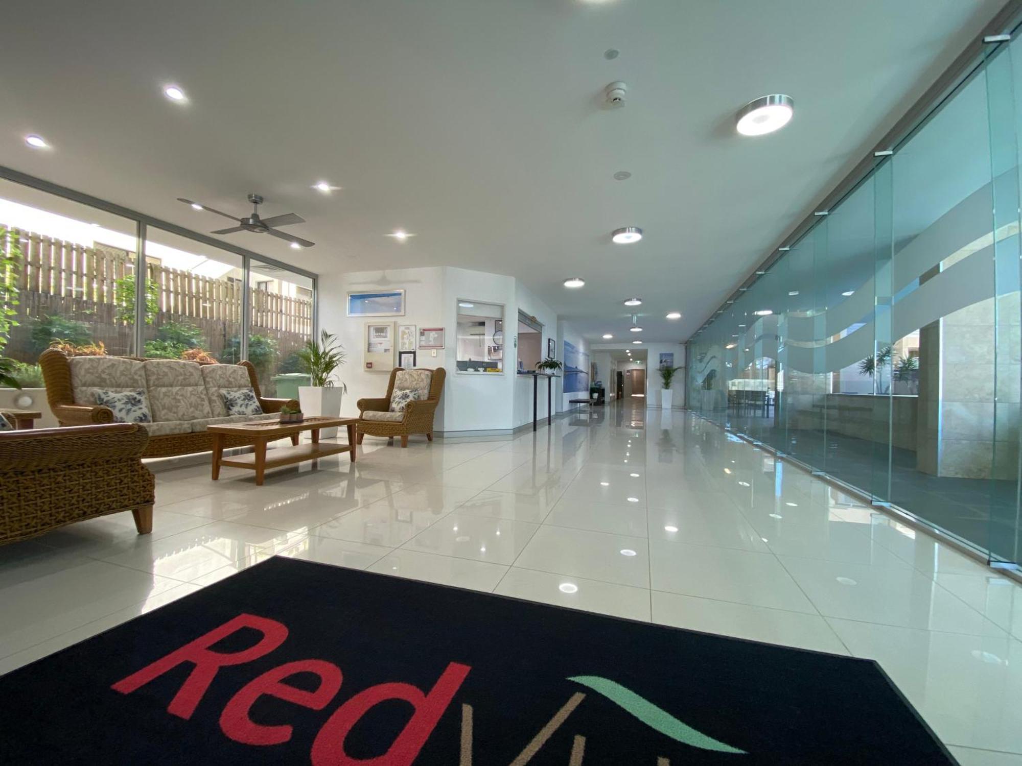 Redvue Holiday Apartments Redcliffe Eksteriør billede
